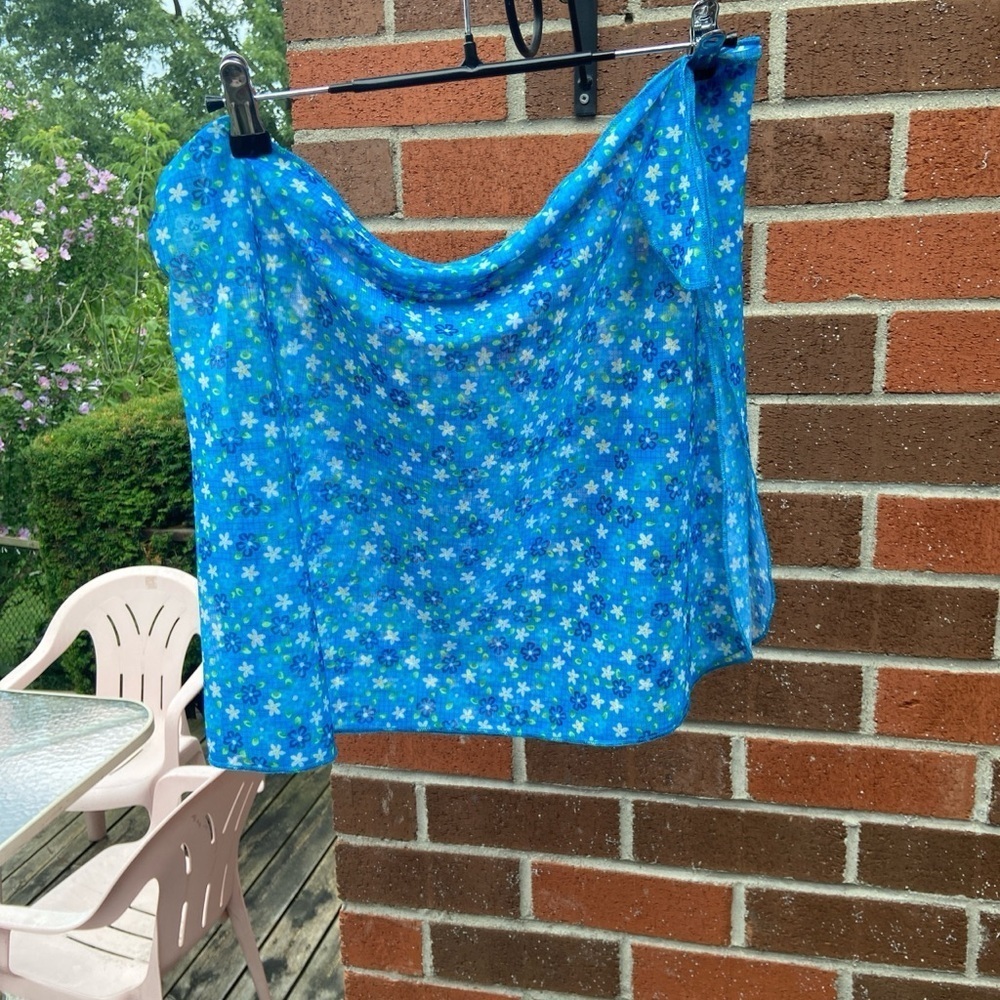 Vintage Blue Floral Sheer Swim Wrap Skit